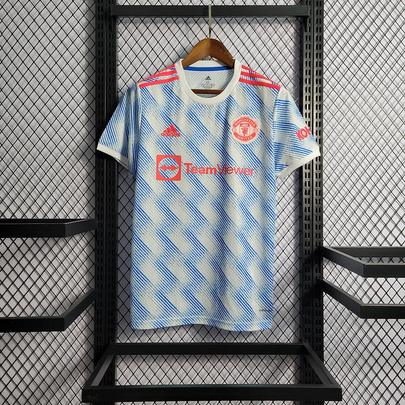 Manchester United 21-22 away